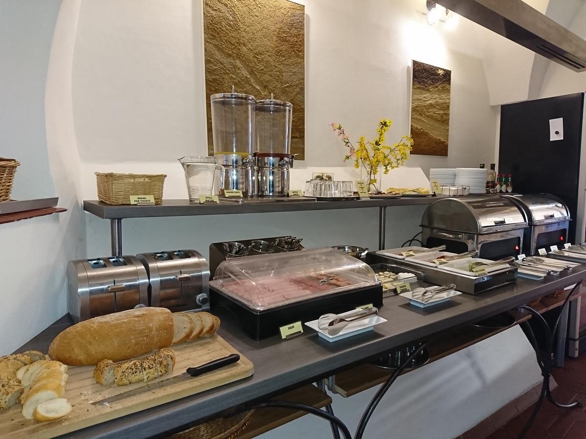 Hotel U Ruze سلافونيتسا المظهر الخارجي الصورة